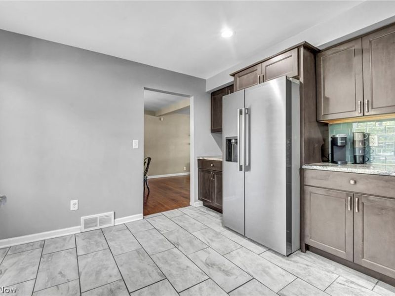 3311 Van Aken Boulevard, Shaker Heights, OH 44120 Photo 7