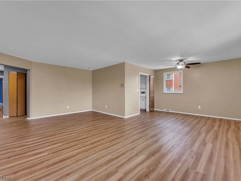 16100 Van Aken Boulevard, Shaker Heights, OH 44120 Photo 7