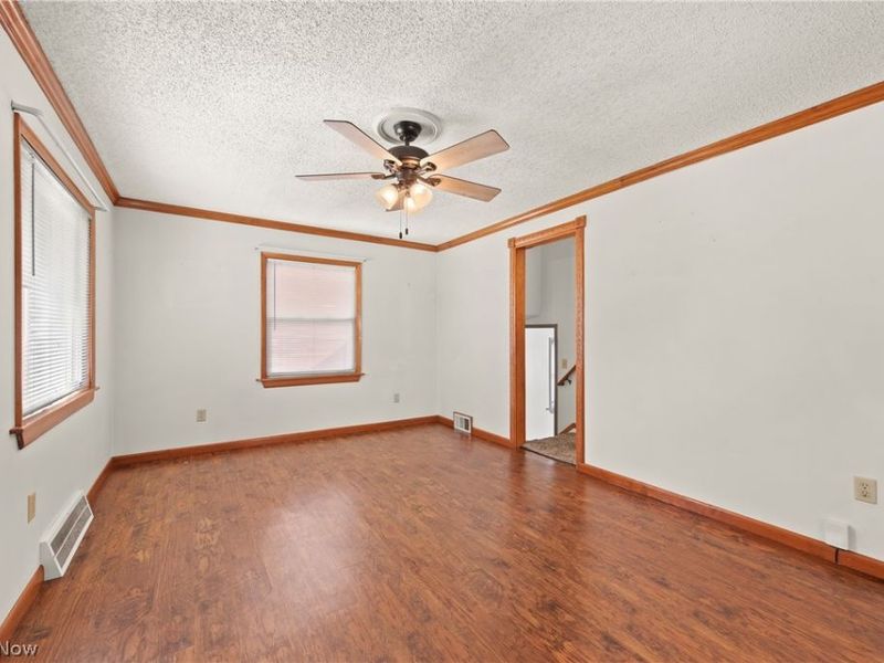 6902 Luelda Avenue, Parma, OH 44129 Photo 2