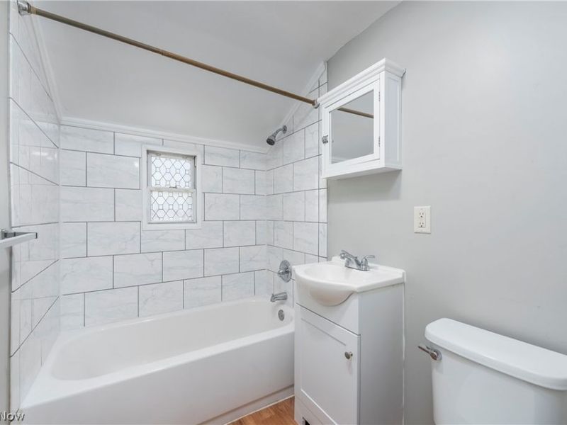 6902 Luelda Avenue, Parma, OH 44129 Photo 20