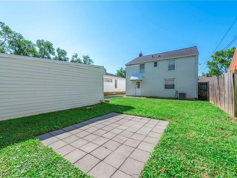 6902 Luelda Avenue, Parma, OH 44129 Photo 35