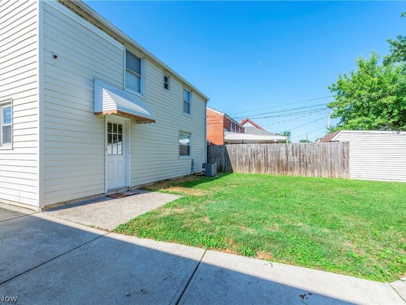 6902 Luelda Avenue, Parma, OH 44129 Photo 36
