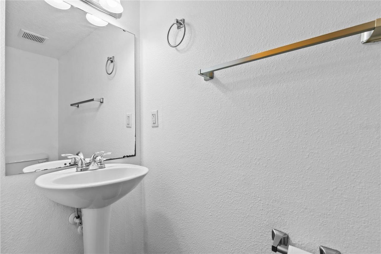 8830 Isla Bella Drive, Orlando, FL 32818 Photo