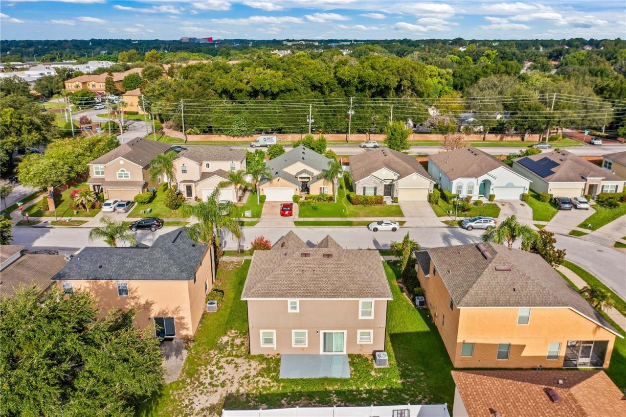 8830 Isla Bella Drive, Orlando, FL 32818 Photo