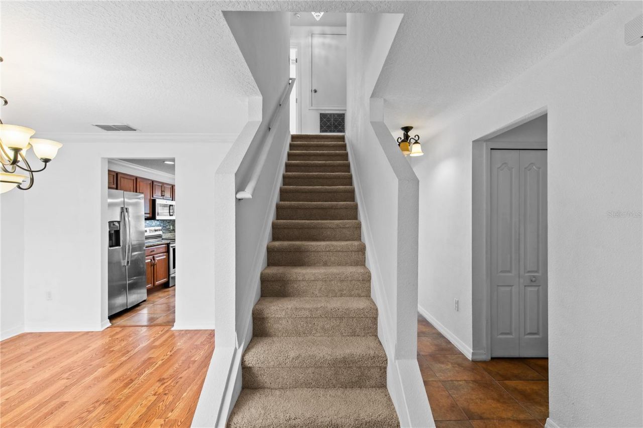 8830 Isla Bella Drive, Orlando, FL 32818 Photo