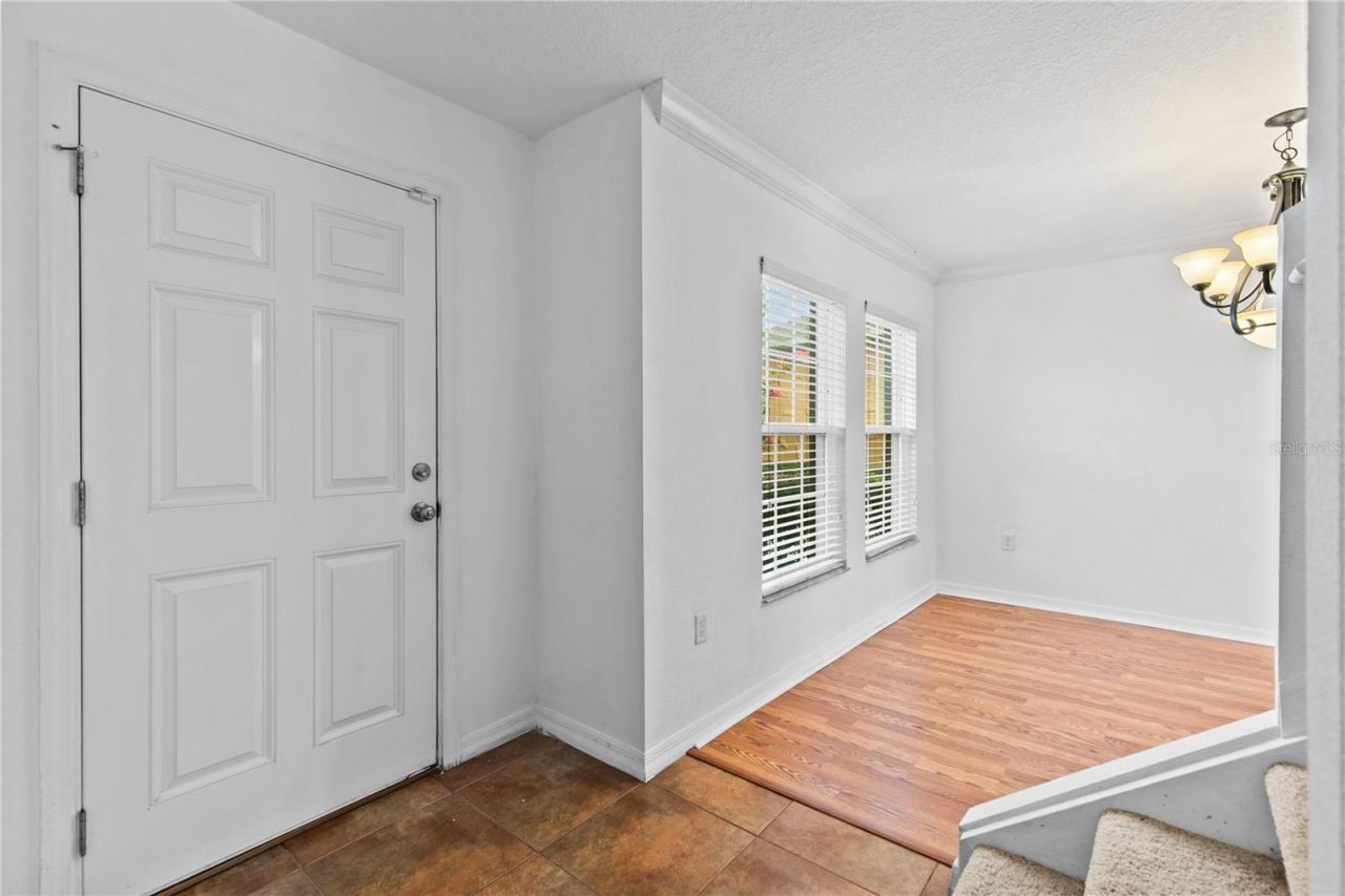 8830 Isla Bella Drive, Orlando, FL 32818 Photo
