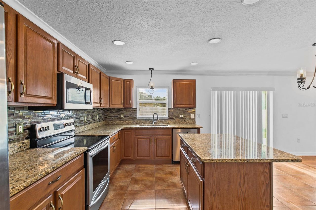 8830 Isla Bella Drive, Orlando, FL 32818 Photo