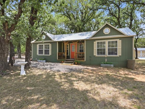 5727 Arkansas Trail, Granbury, TX 76048