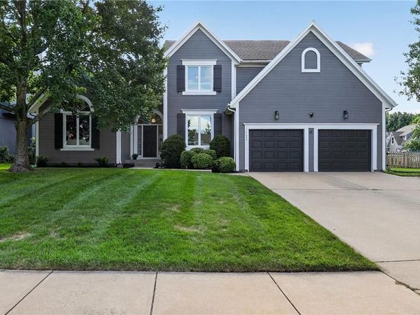 14602 S Hagan Street, Olathe, KS 66062