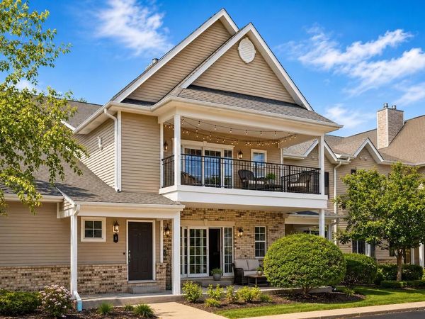 7942 Williamsburg COURT, Unit 201, Bristol, WI 53104
