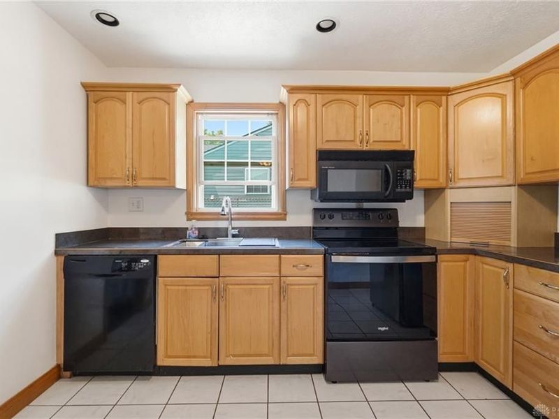 2348 N Aragon Avenue, Kettering, OH 45420 Photo 12