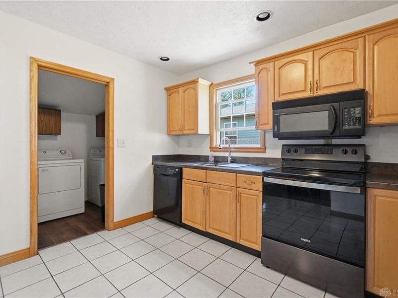2348 N Aragon Avenue, Kettering, OH 45420 Photo 14