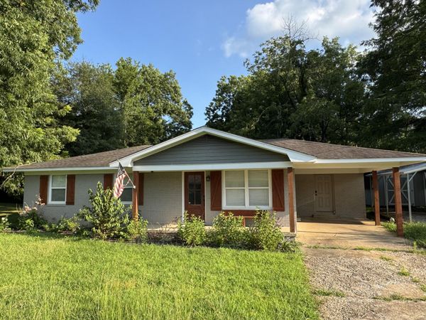 189 Nixon St., Pontotoc, MS 38863