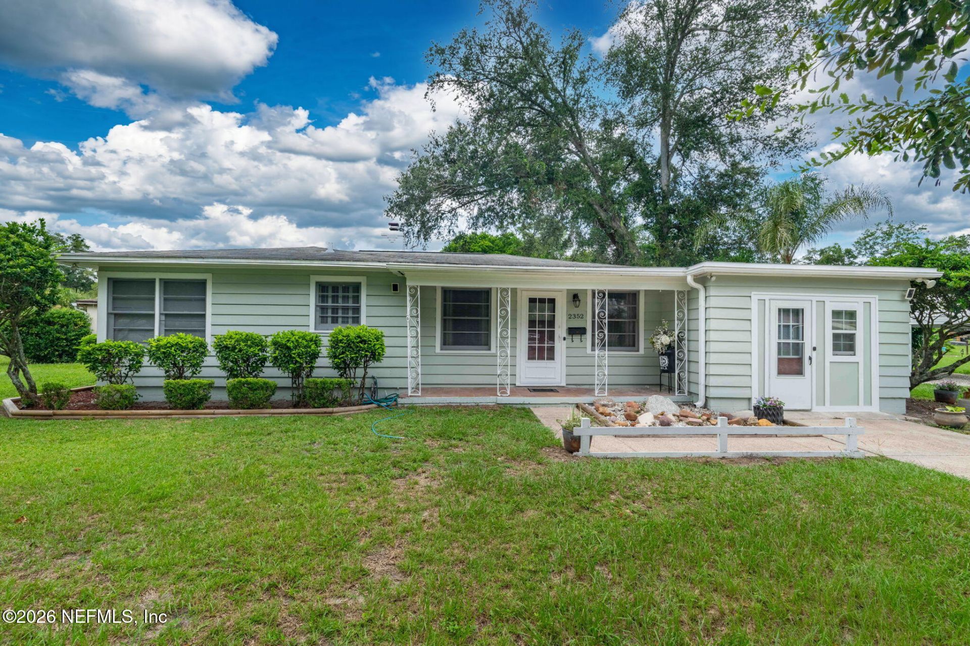 2352 WOODRIDGE Road Jacksonville, FL 
