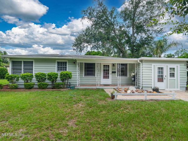 2352 WOODRIDGE Road, Jacksonville, FL 32210