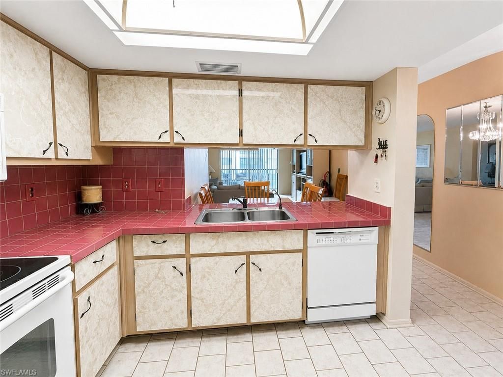 11220 Caravel Cir , Unit 203, Fort Myers, FL 33908 Photo