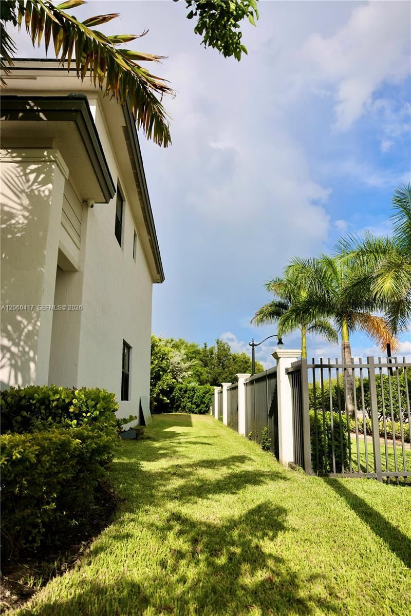 4499 SW 173rd Ave , Miramar, FL 33029 Photo
