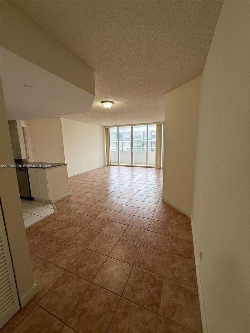 8911 Collins Ave, Unit 1103, Surfside, FL 33154 Photo