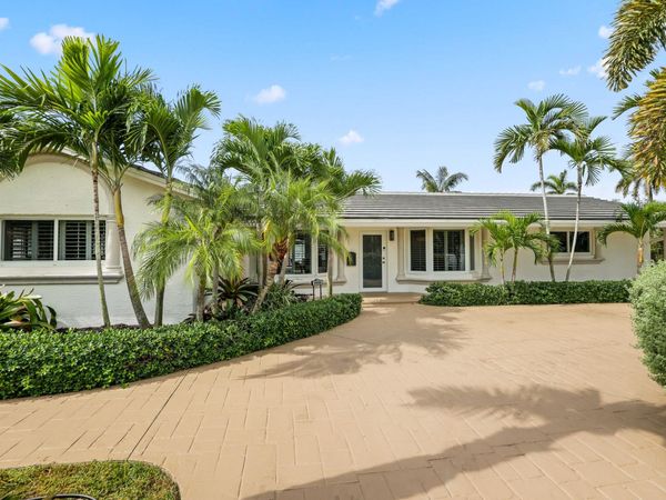 2600 NE 43rd Street, Lighthouse Point, FL 33064