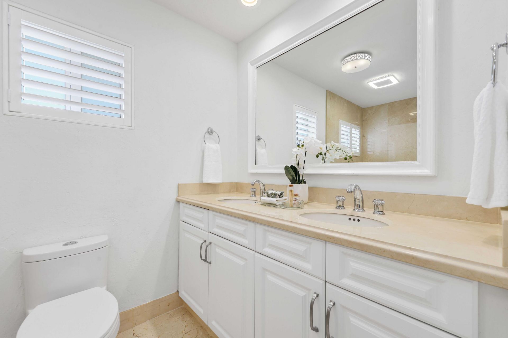 2600 NE 43rd Street, Lighthouse Point, FL 33064 Photo