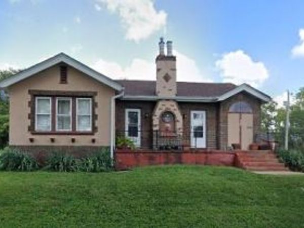 104 Emerling Drive , St Louis, MO 63121
