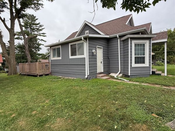 2117 5th Street, Perry, IA 50220