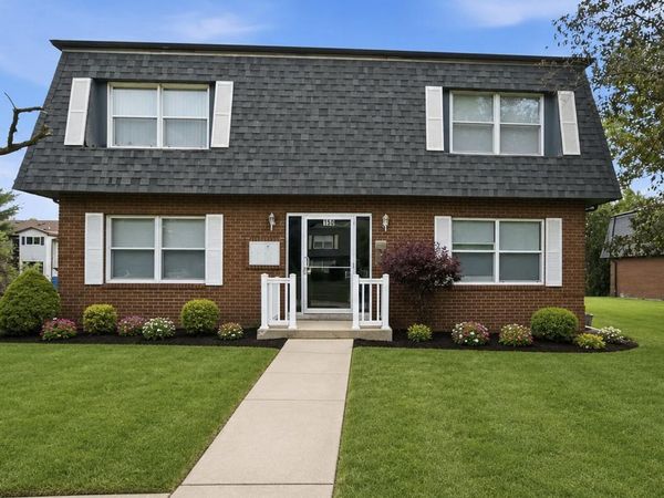 190 Sycamore Court , Unit 191, Hebron, IN 46341