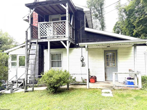 107 National Lane, Morgantown, WV 26501