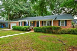 21 Garden Springs Road photo 4