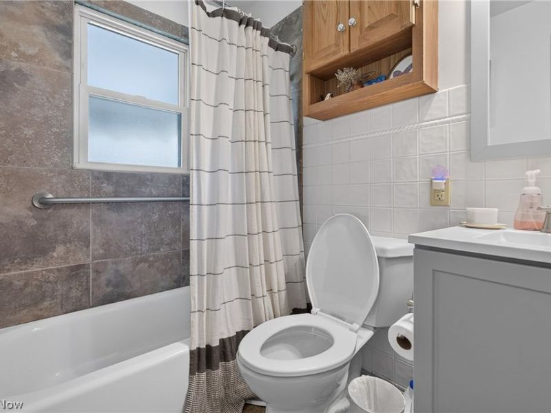 33 Sycamore Drive, New Middletown, OH 44442 Photo 19