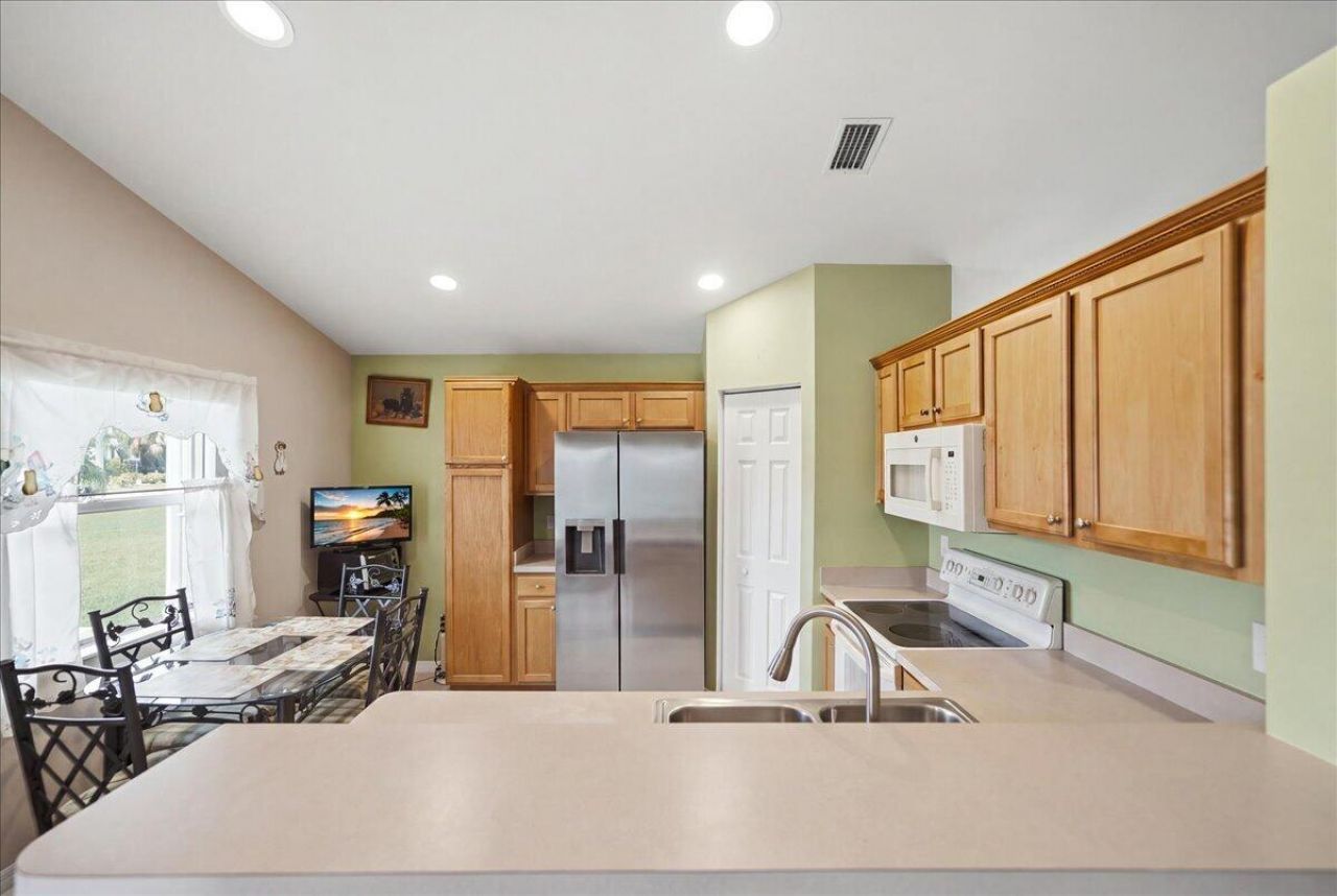 401 SW Lake Forest Way, Port Saint Lucie, FL 34986 Photo