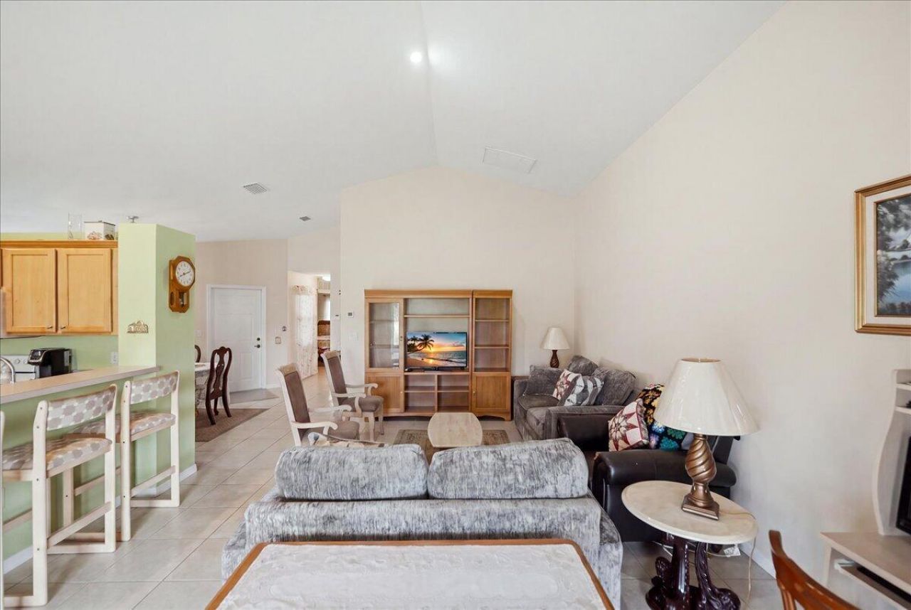 401 SW Lake Forest Way, Port Saint Lucie, FL 34986 Photo
