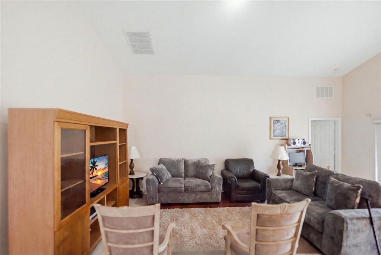 401 SW Lake Forest Way, Port Saint Lucie, FL 34986 Photo