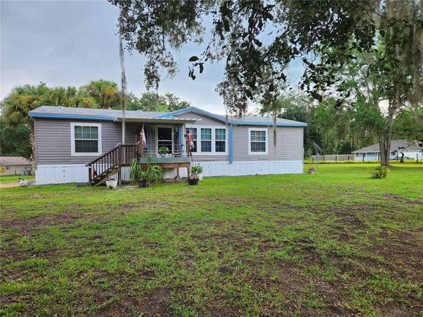 152 KELLY LANE , HAWTHORNE, FL 32640