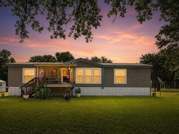 152 KELLY LANE, HAWTHORNE, FL 32640