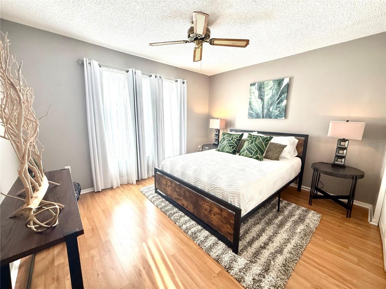 709 Hickory Lane, Bradenton, FL 34208 Photo