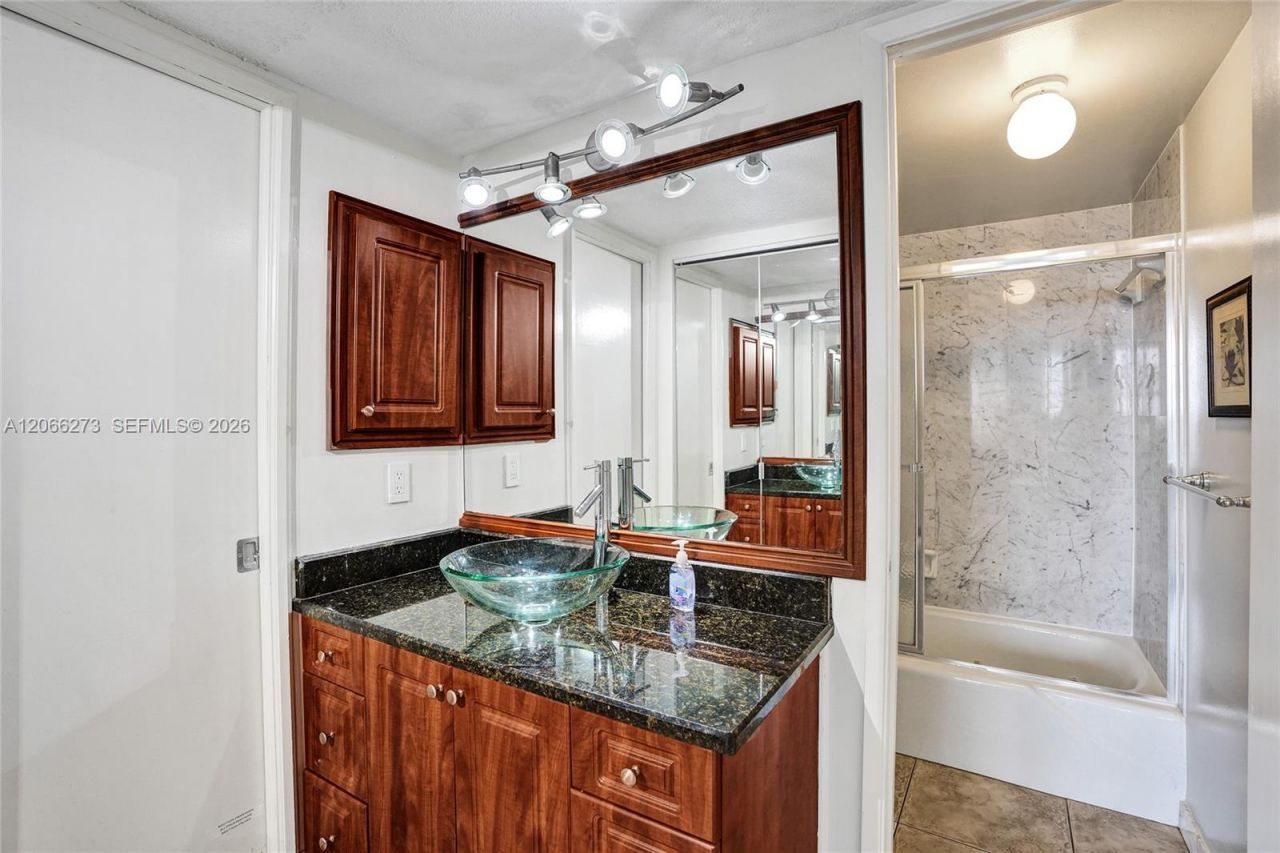 1401 N Riverside Dr , Unit 1005, Pompano Beach, FL 33062 Photo