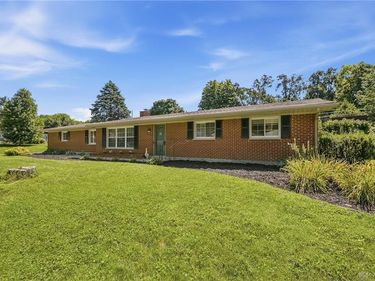 2450 Rawnsdale Road, Kettering, OH 45440