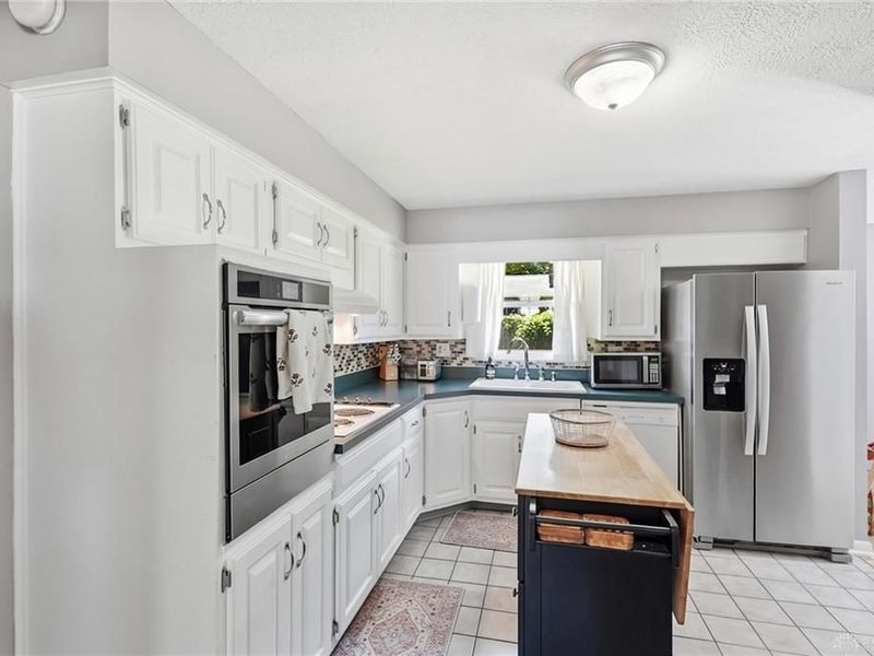2450 Rawnsdale Road, Kettering, OH 45440 Photo 10