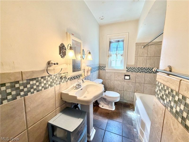 2770 Park Drive, Lorain, OH 44052 Photo 11