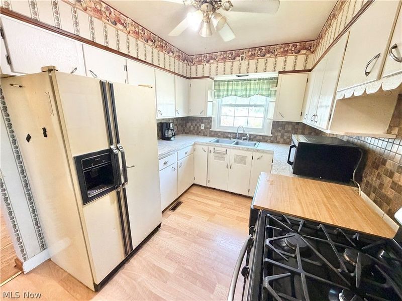 2770 Park Drive, Lorain, OH 44052 Photo 6