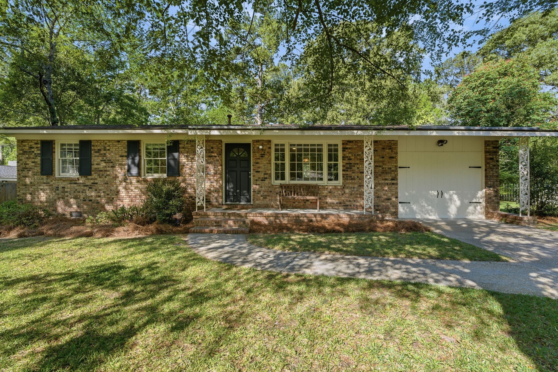 411 Forest Circle Photo 1