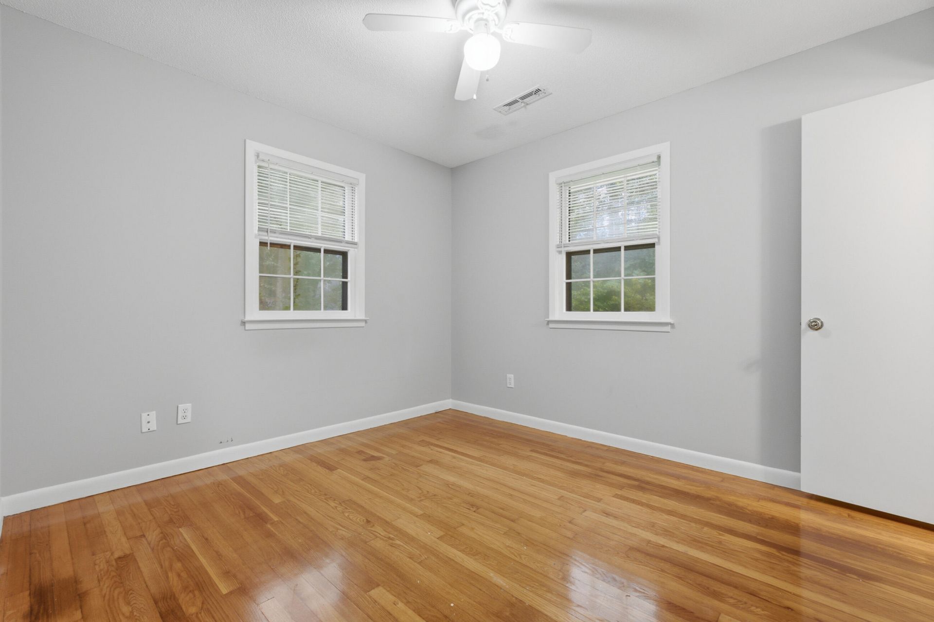 411 Forest Circle Photo 19