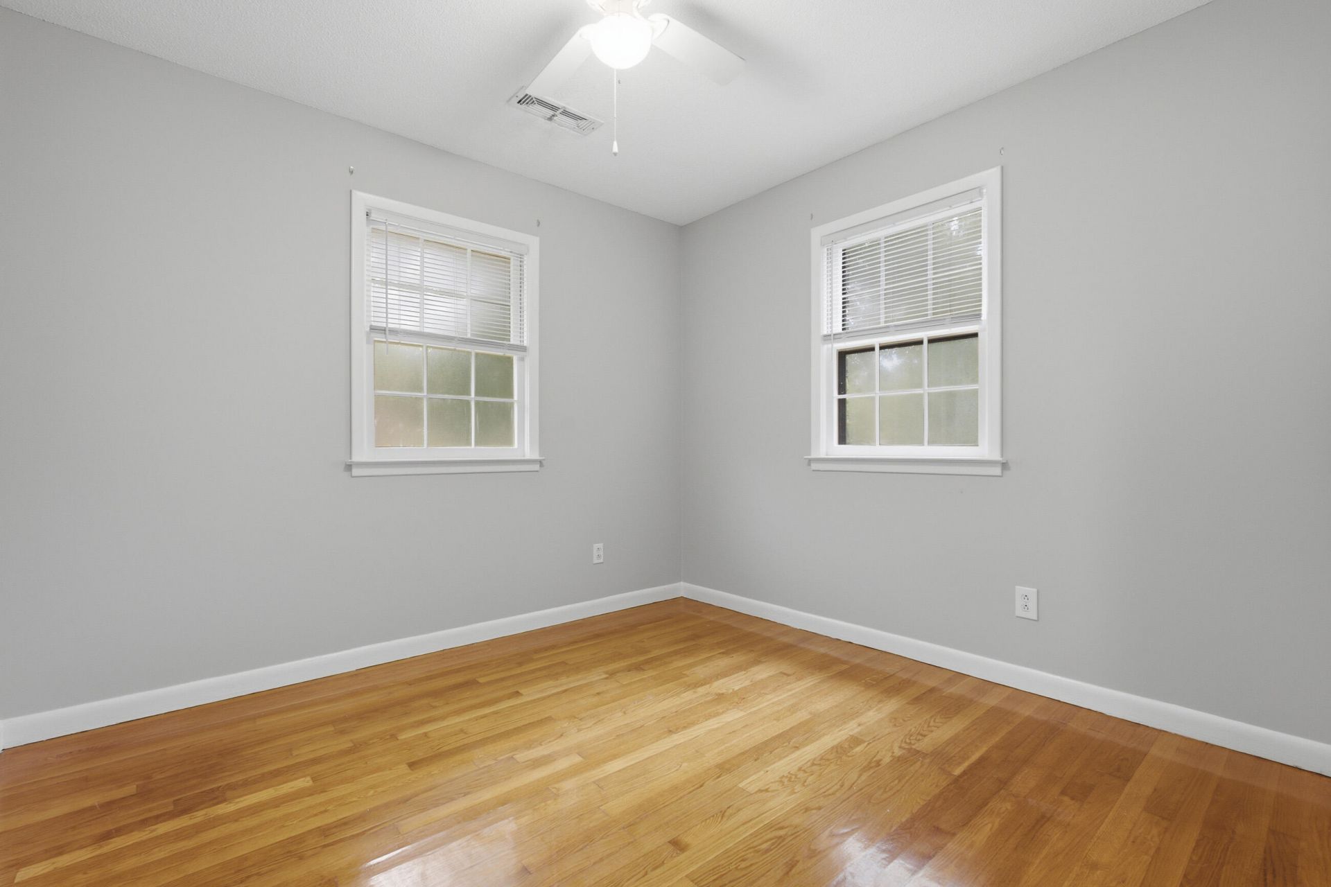 411 Forest Circle Photo 26