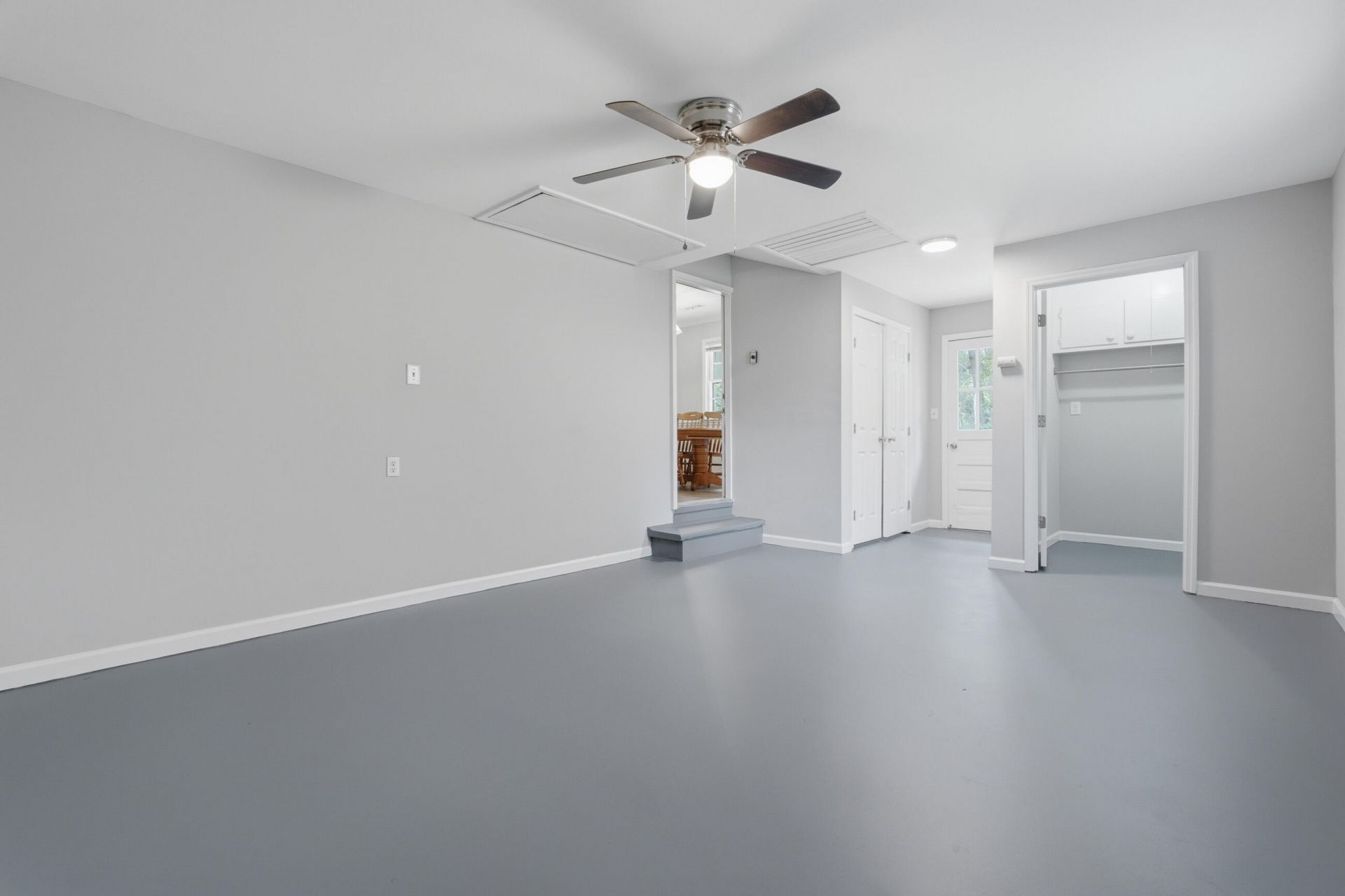 411 Forest Circle Photo 30
