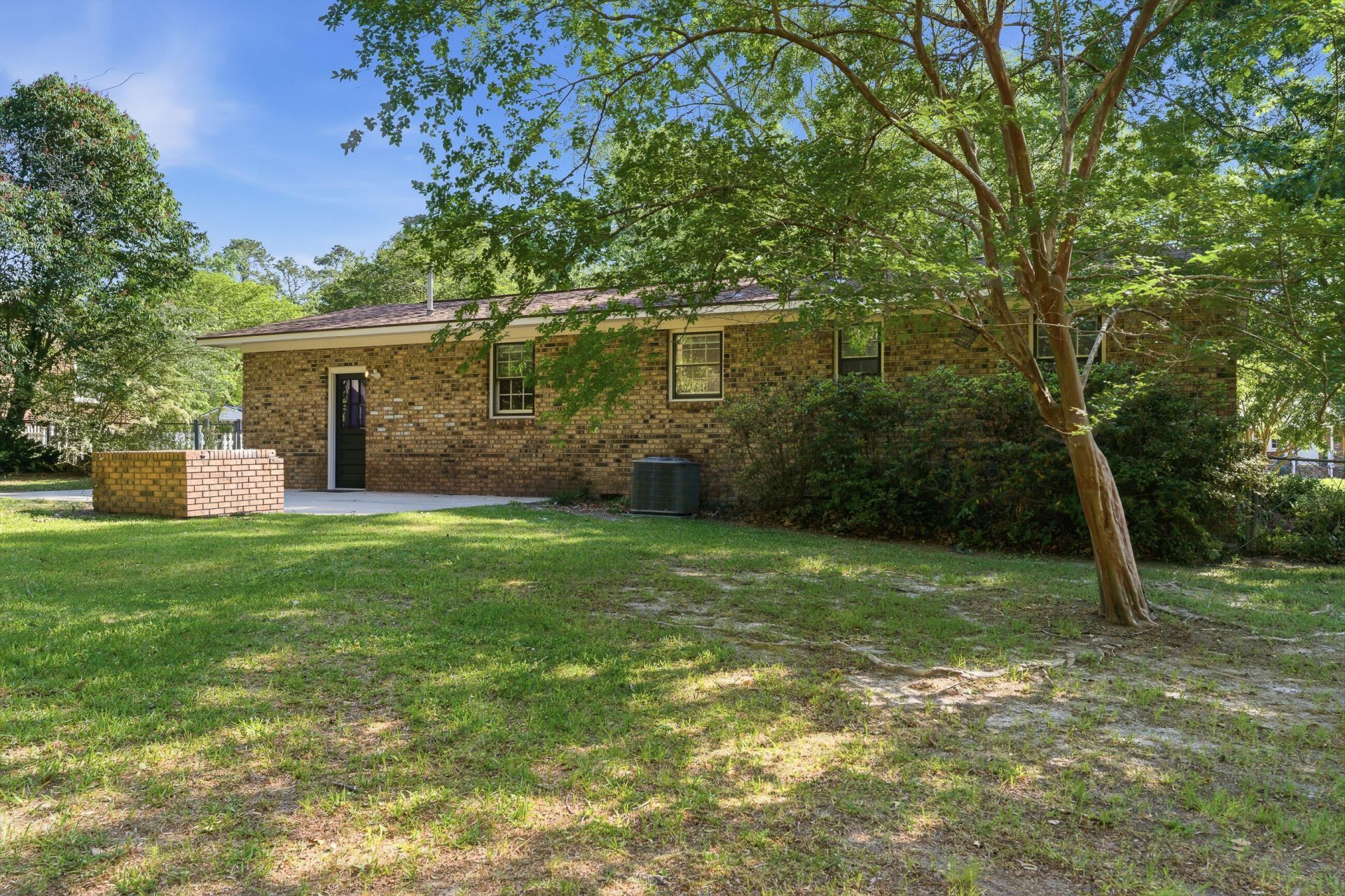 411 Forest Circle Photo 34