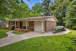 411 Forest Circle photo 4