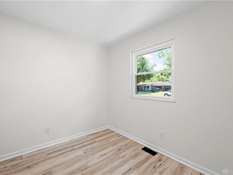 585 Montana Drive, Xenia, OH 45385 Photo 23