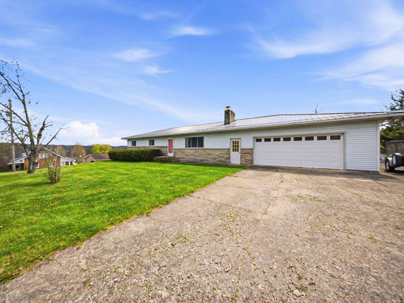 5123 State Route 13 SE, Corning, OH 43730 Photo 2