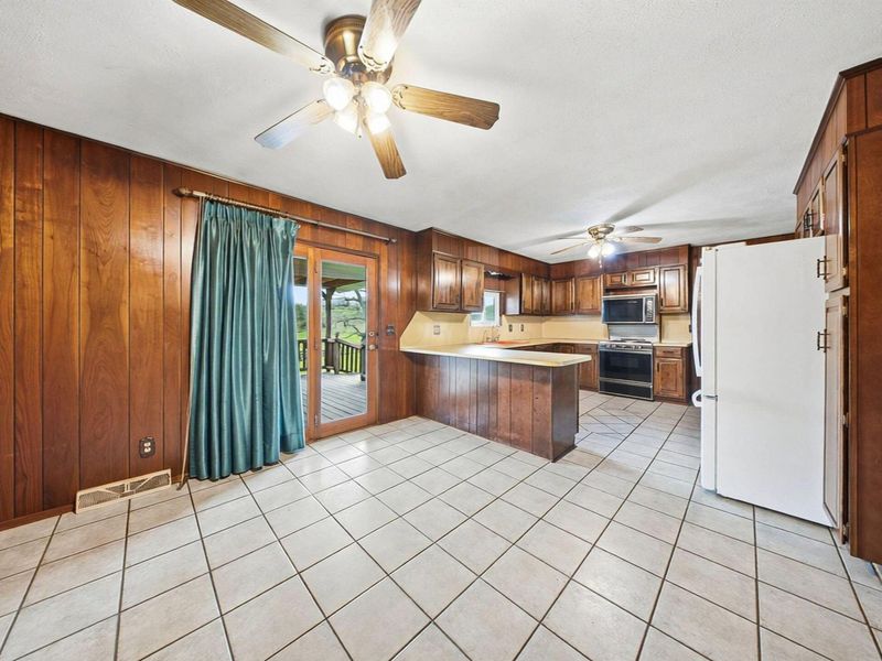 5123 State Route 13 SE, Corning, OH 43730 Photo 6